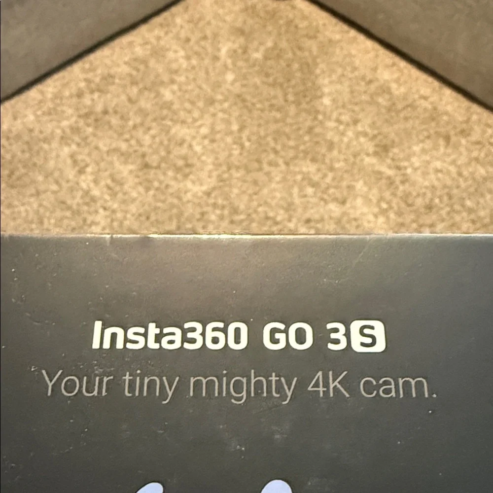 *NEW* Insta360 GO 3S 128GB Digital Camera w/ *NEW* Accessories