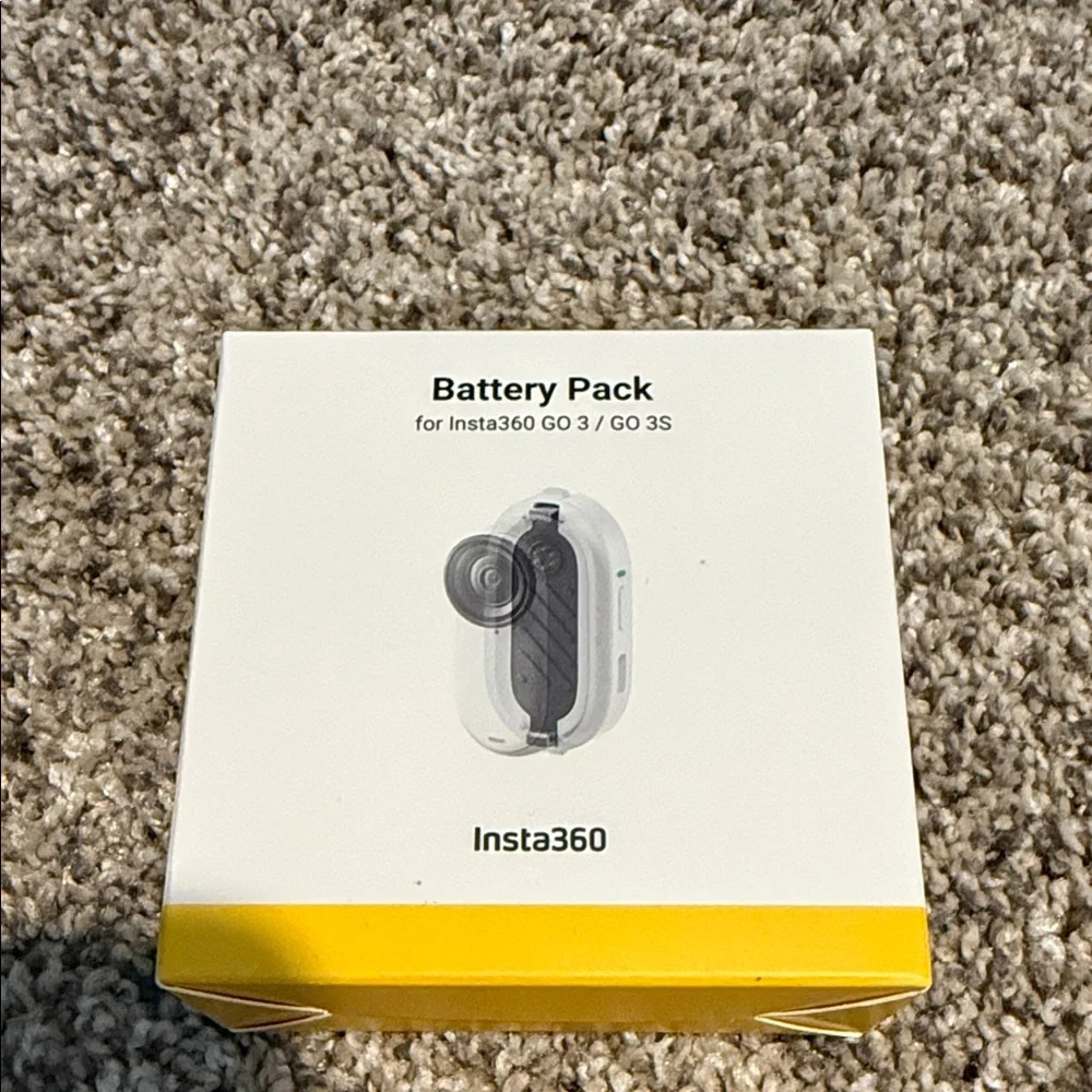 *NEW* Insta360 GO 3S 128GB Digital Camera w/ *NEW* Accessories