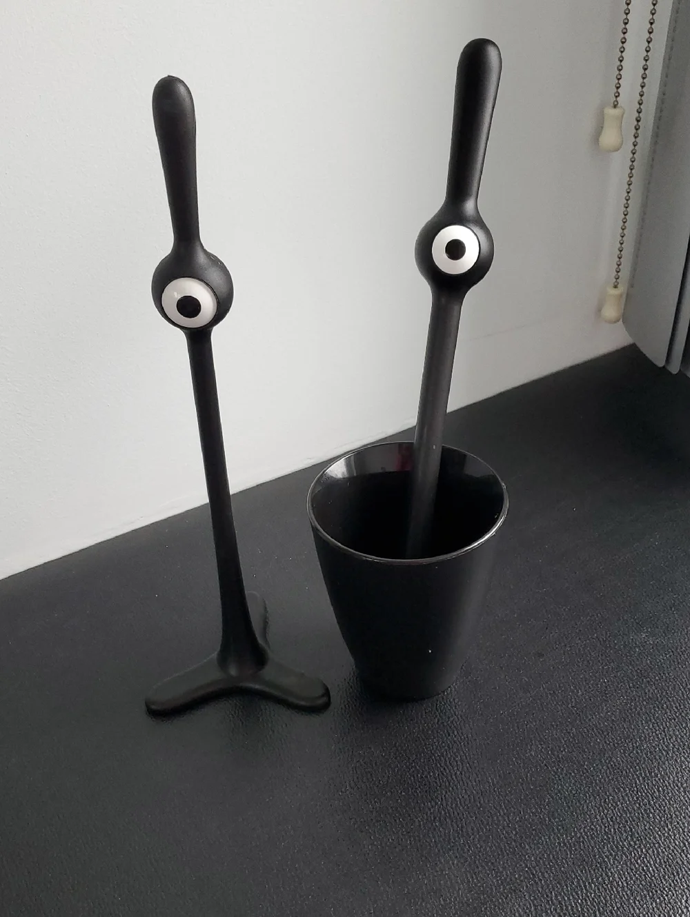 Black Novelty Bathroom Toilet Brush and Holder With Toilet Paper Holder