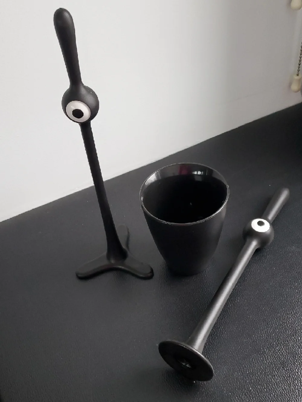 Black Novelty Bathroom Toilet Brush and Holder With Toilet Paper Holder