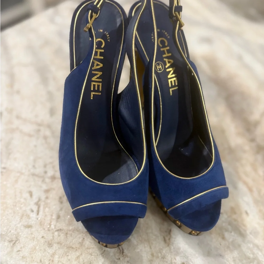 Authentic blue suede CHANEL Blue and Gold Studded Slingback Heels EUC