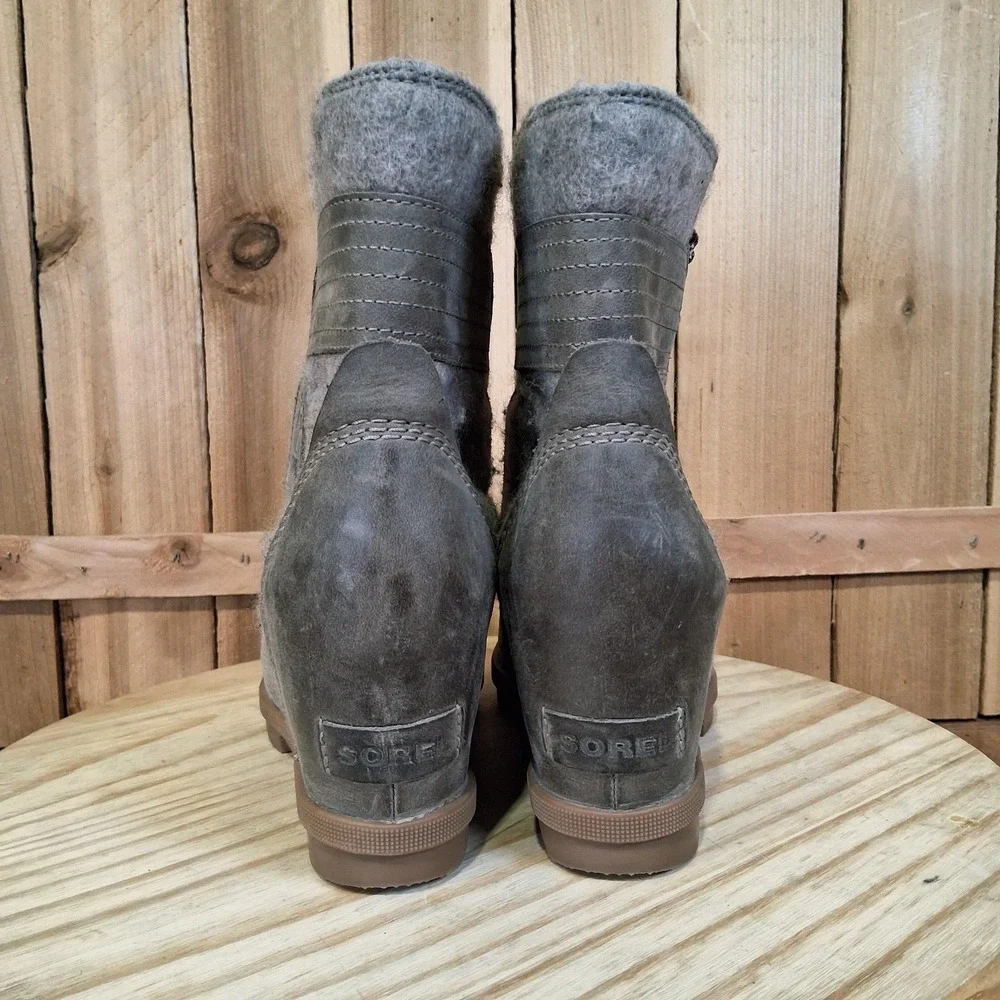 Sorel Lexie Wedge Boots Womens 8.5 Gray Leather‎ Ankle Lace Up Winter Waterproof