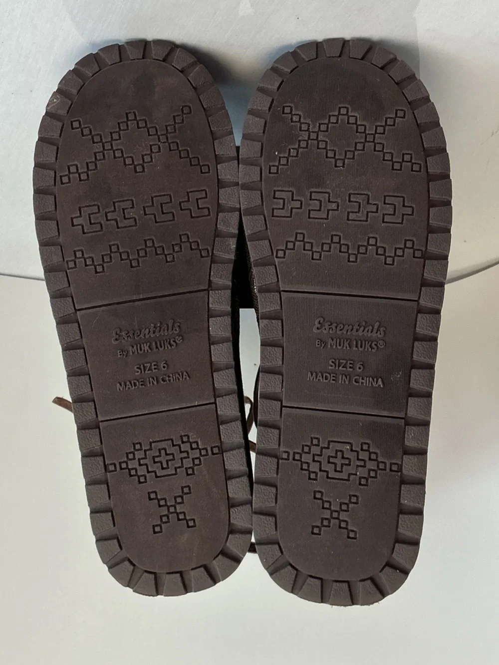Essential by Muk Luks Tribal Knit Faux Fur Winter Boots Size 6