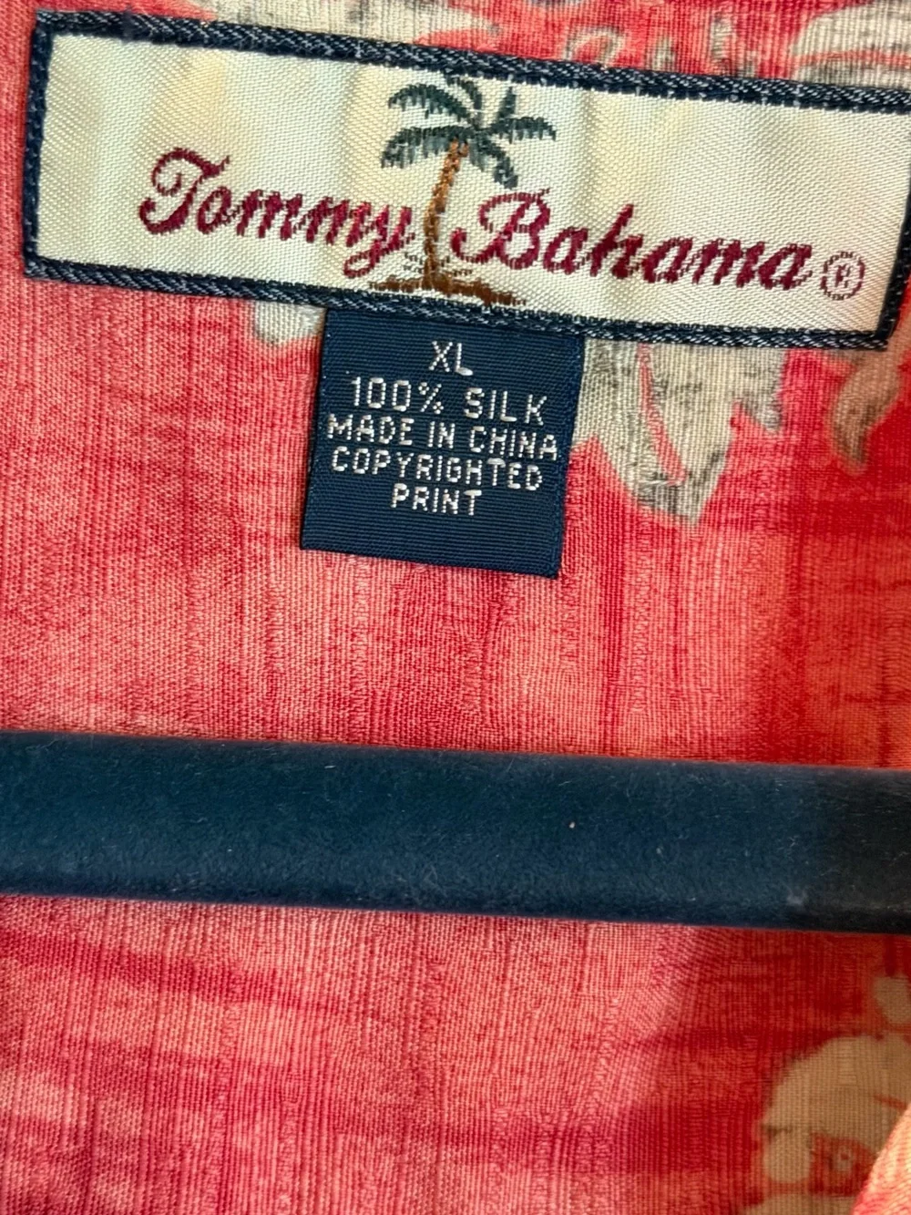Tommy Bahama Silk Hawaiian Shirt — Very Good Condition