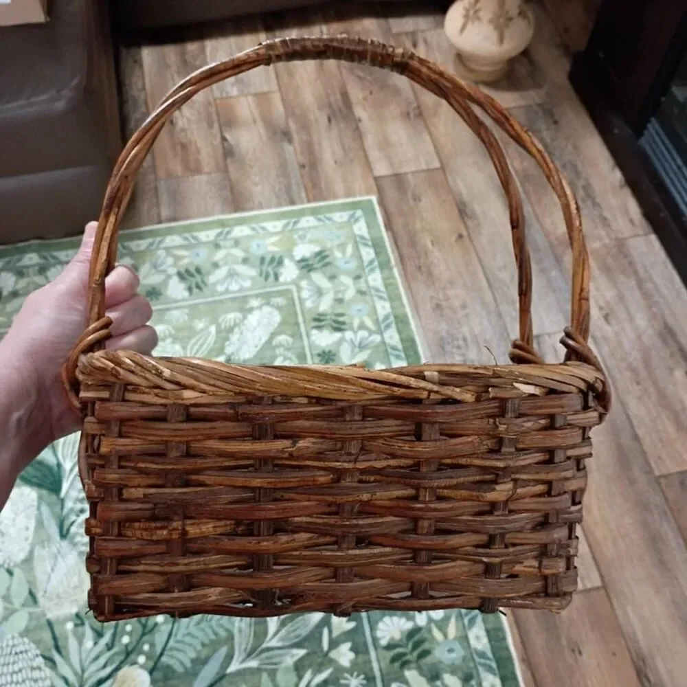Large Wicker Basket with Handle Farmhouse Country Decor