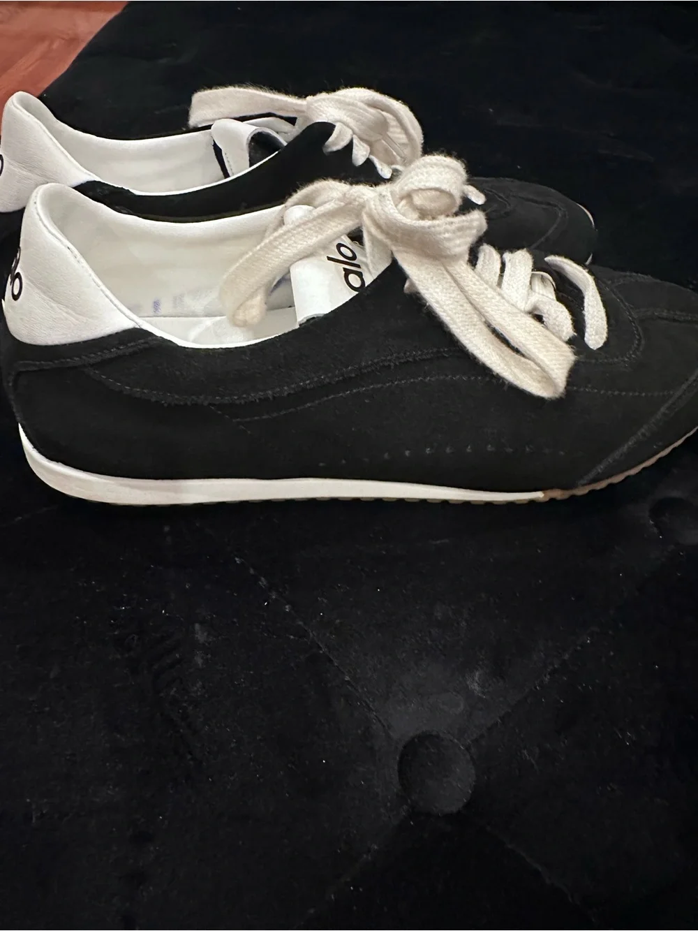 ALO Yoga Black and White Kids Low-Top Sneakers