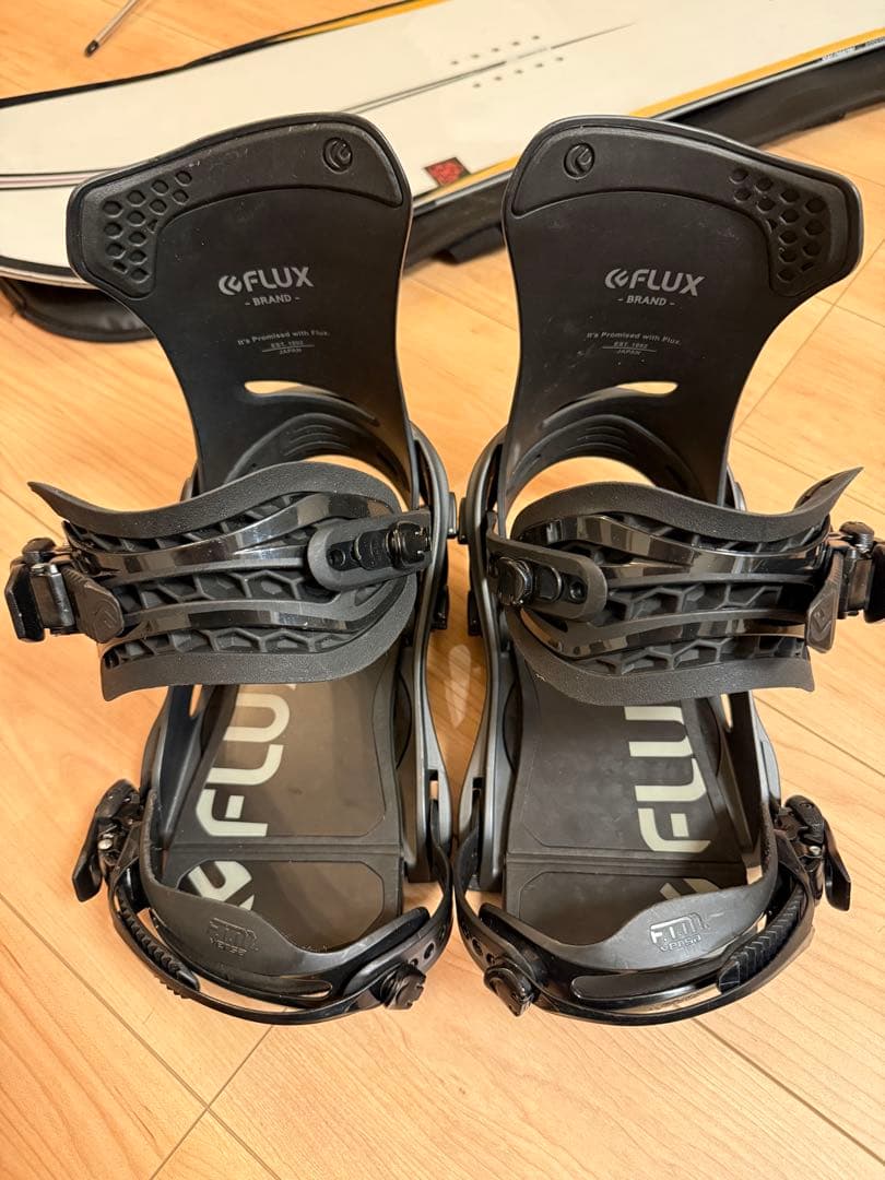 Snowboard Set SALOMON ASSASSIN 153 + FLUX DS
