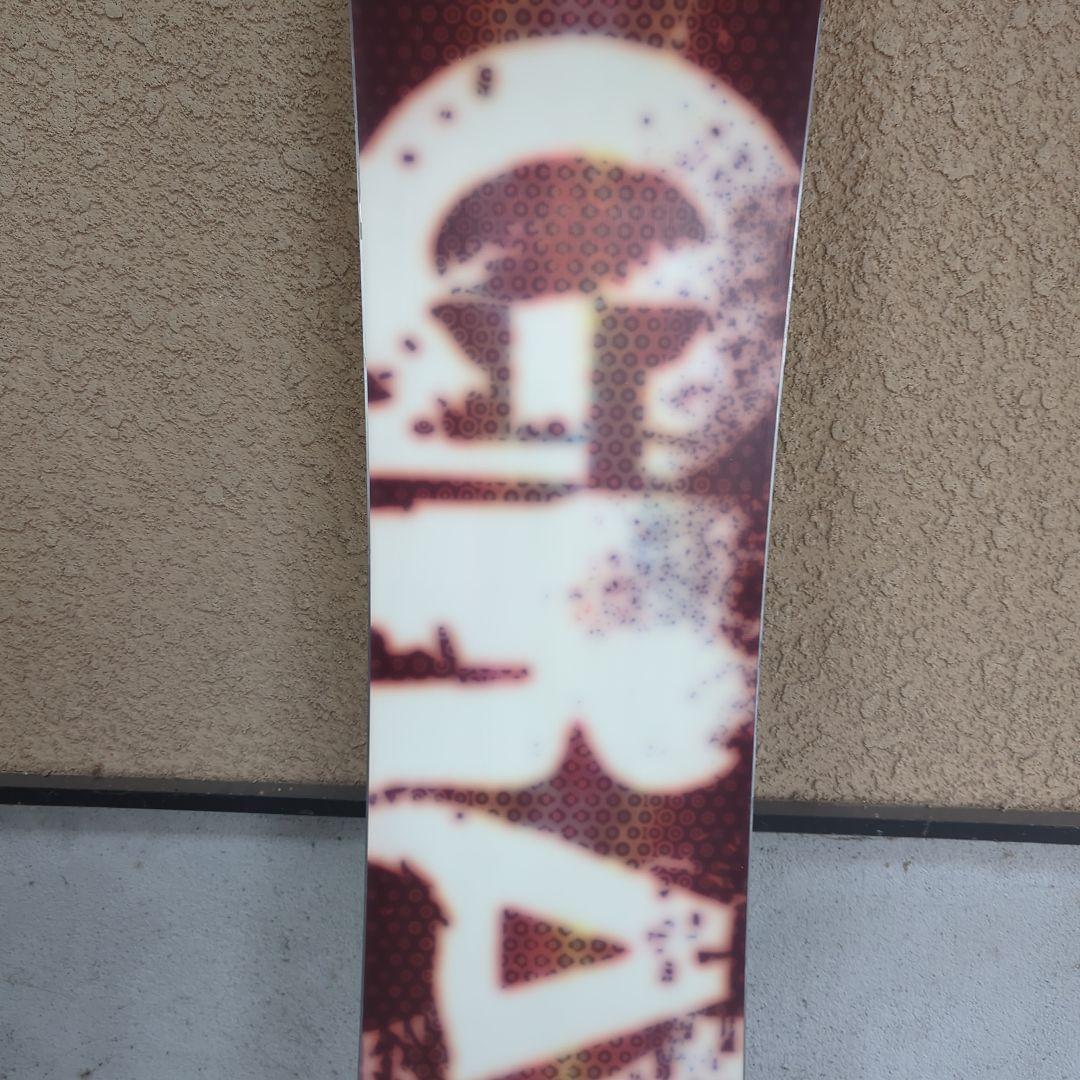 Gray Snowboard Riders' 154.5