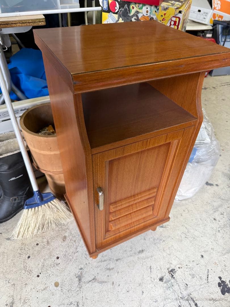 Wooden Brown Storage Shelf Simple Design