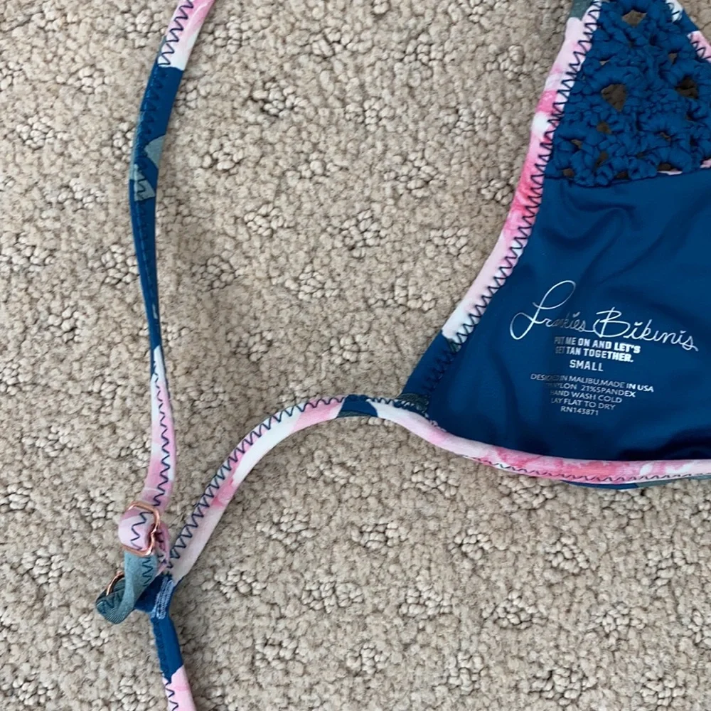 Frankie’s bikini top