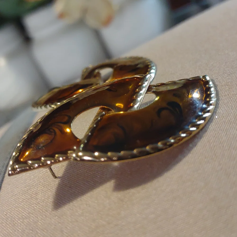 unbranded vintage brown