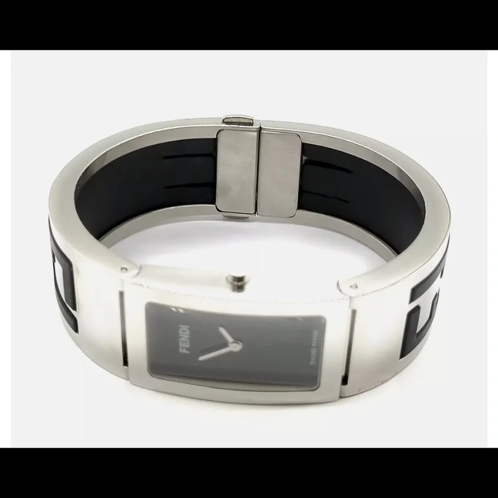Fendi Bracelet watch- STUNNING 💄