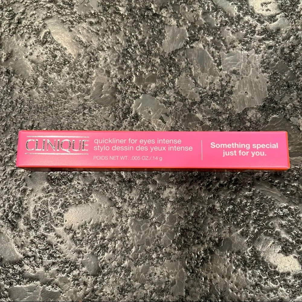 Clinique nib quickliner