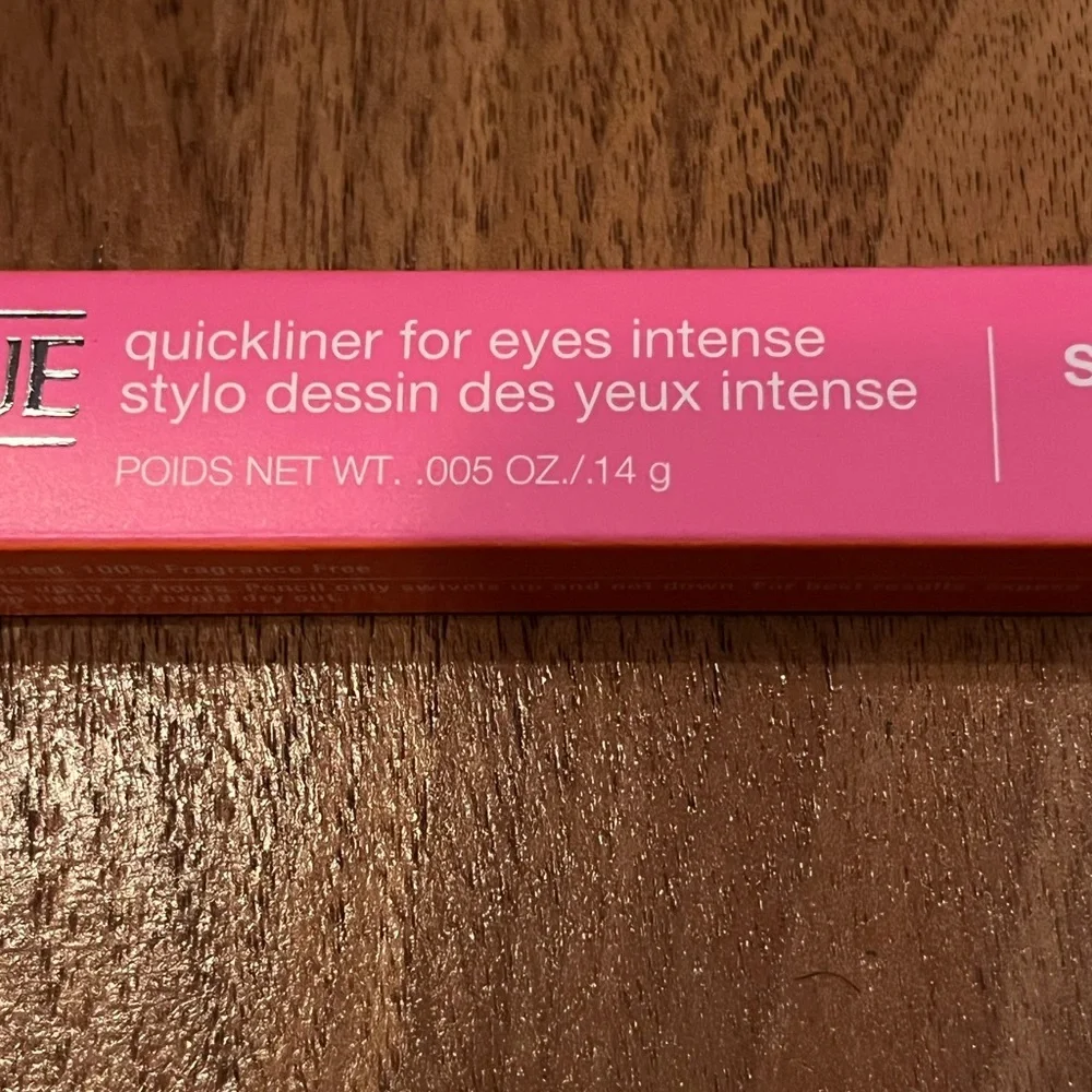 Clinique nib quickliner