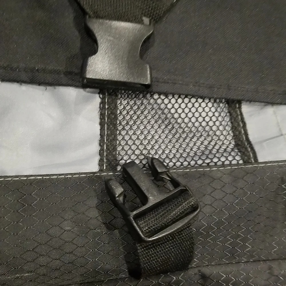 N/A zippered offer 19
