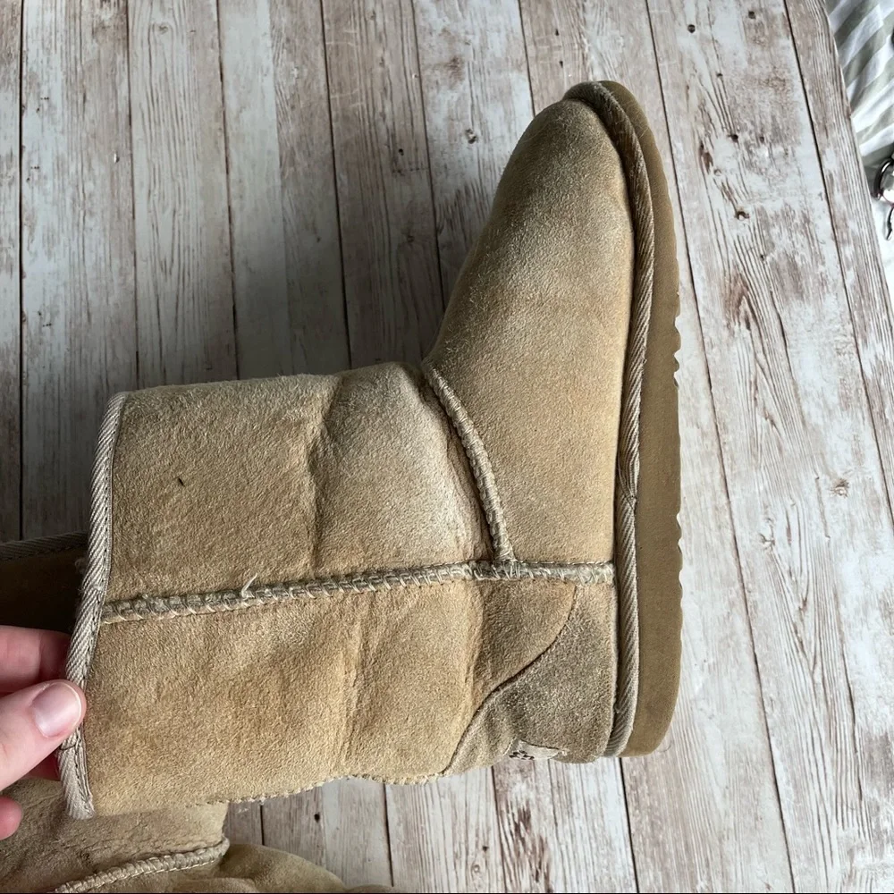 UGG preowned short