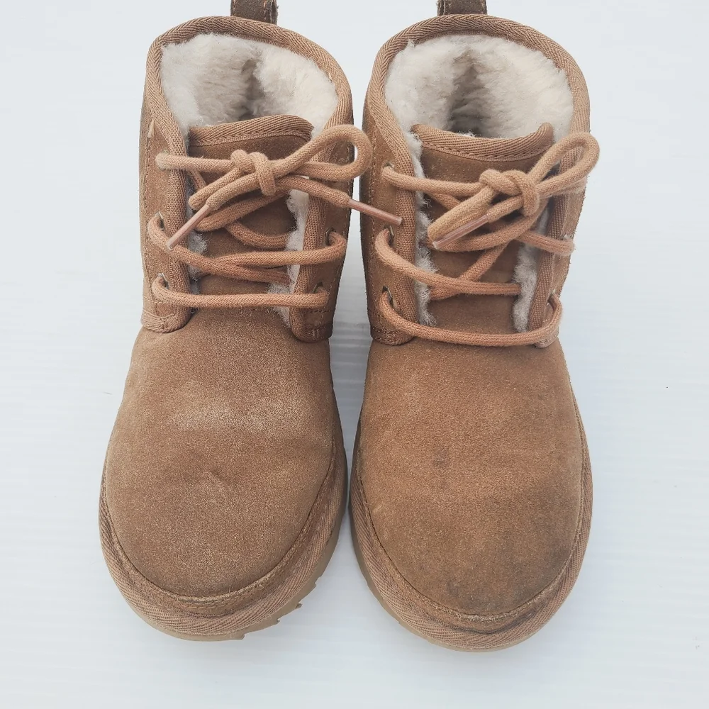 UGG neumal kids