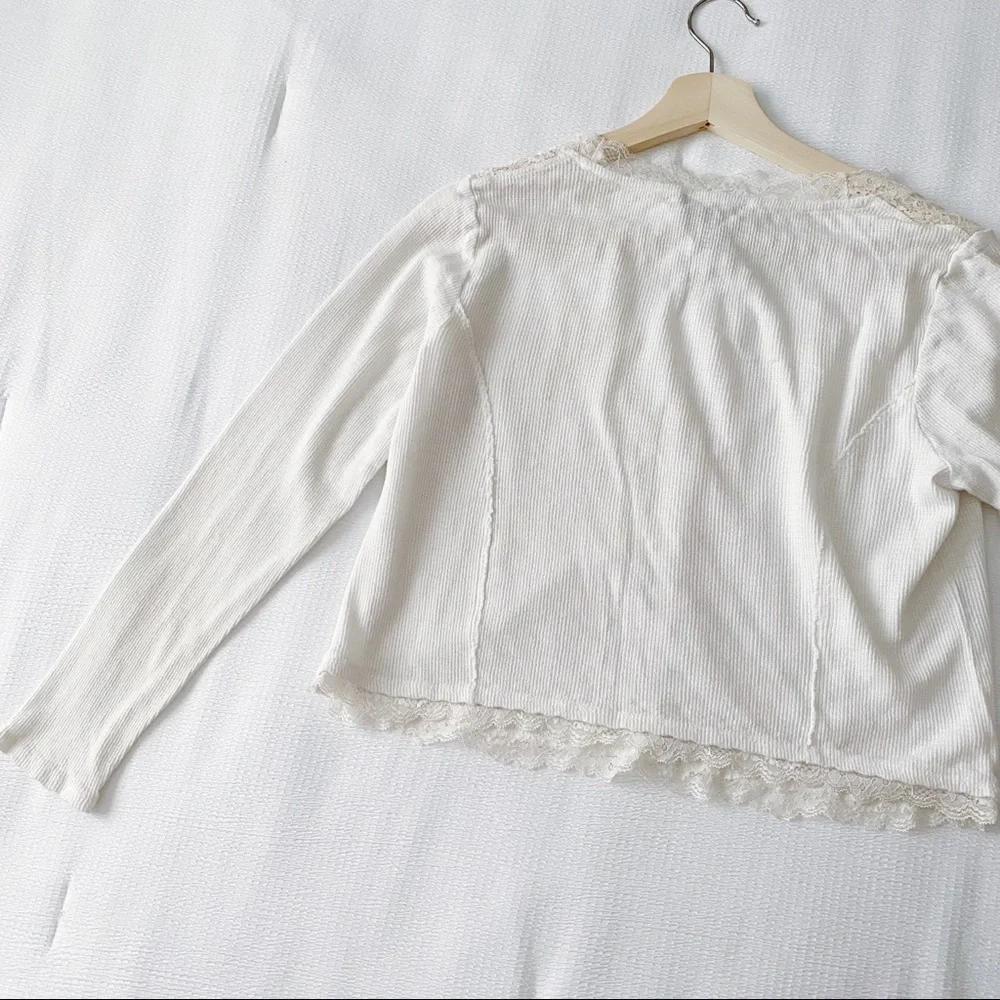Off White Ribbed Lace Trimmed Cropped Top