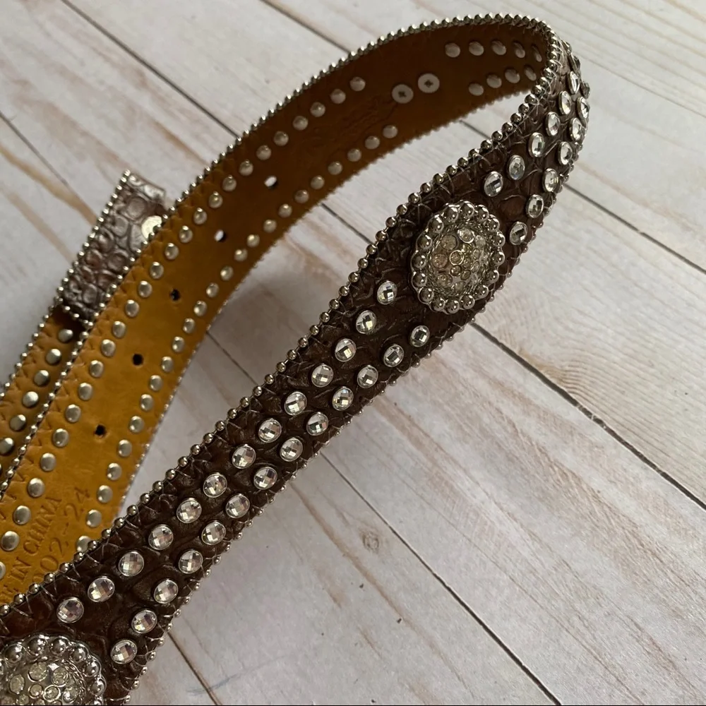 nocana nocona leather