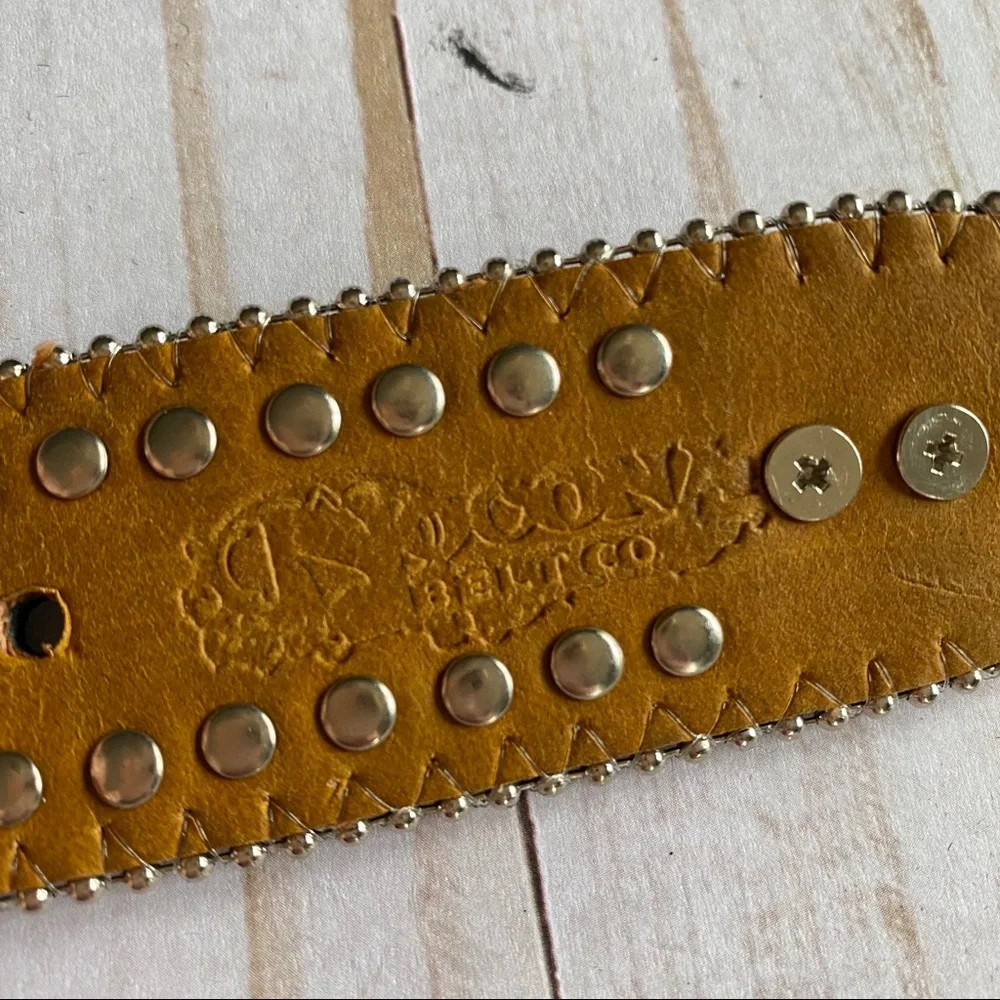 nocana nocona leather