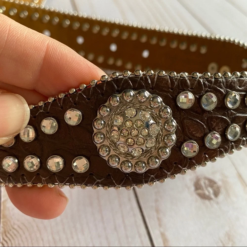 nocana nocona leather