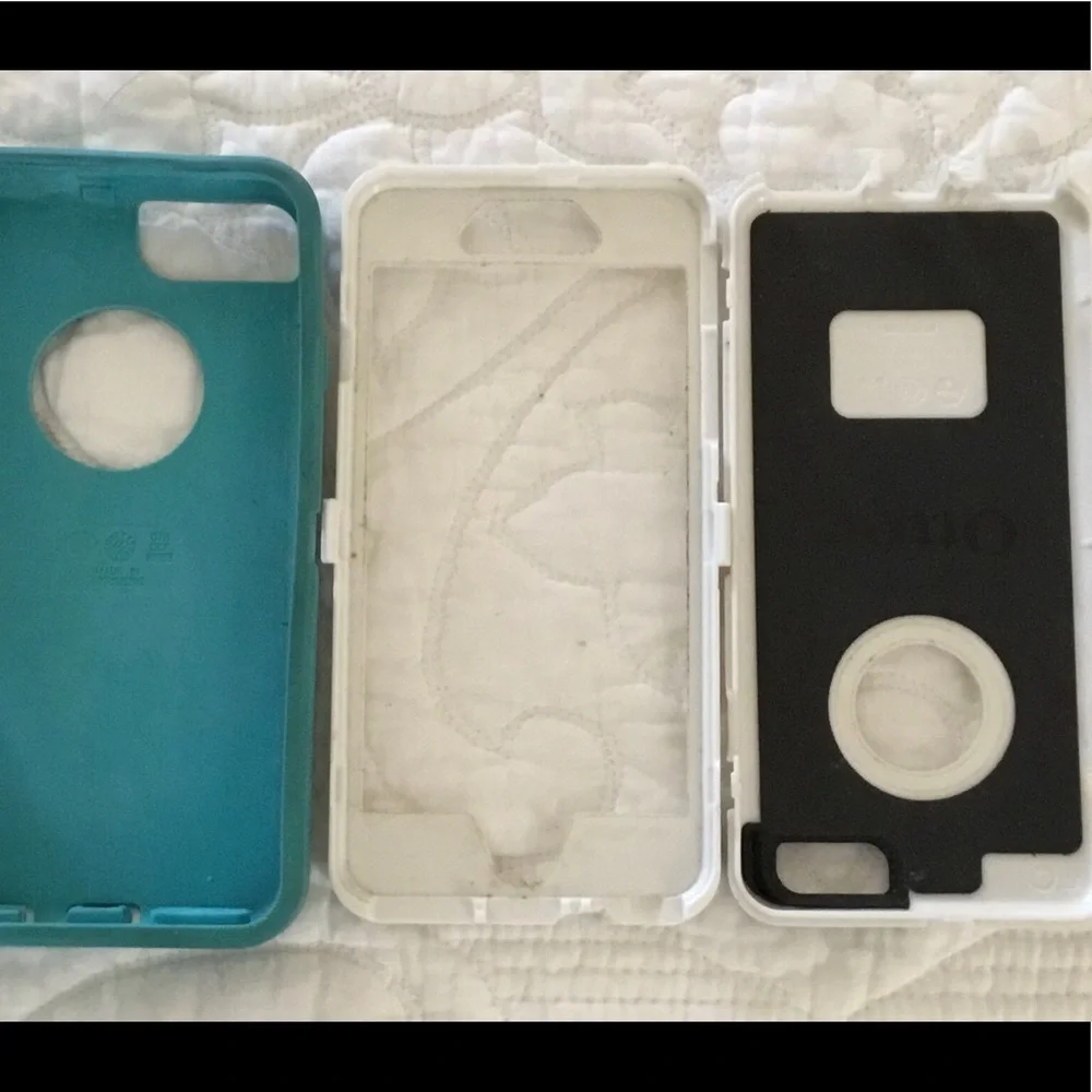 Otter iPhone case in teal/Tiffany&co blue