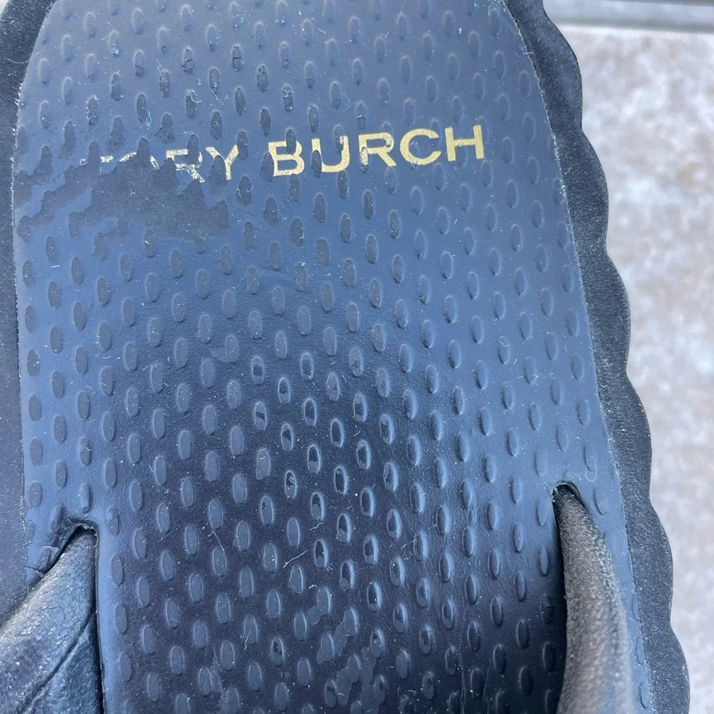 Tory Burch good please