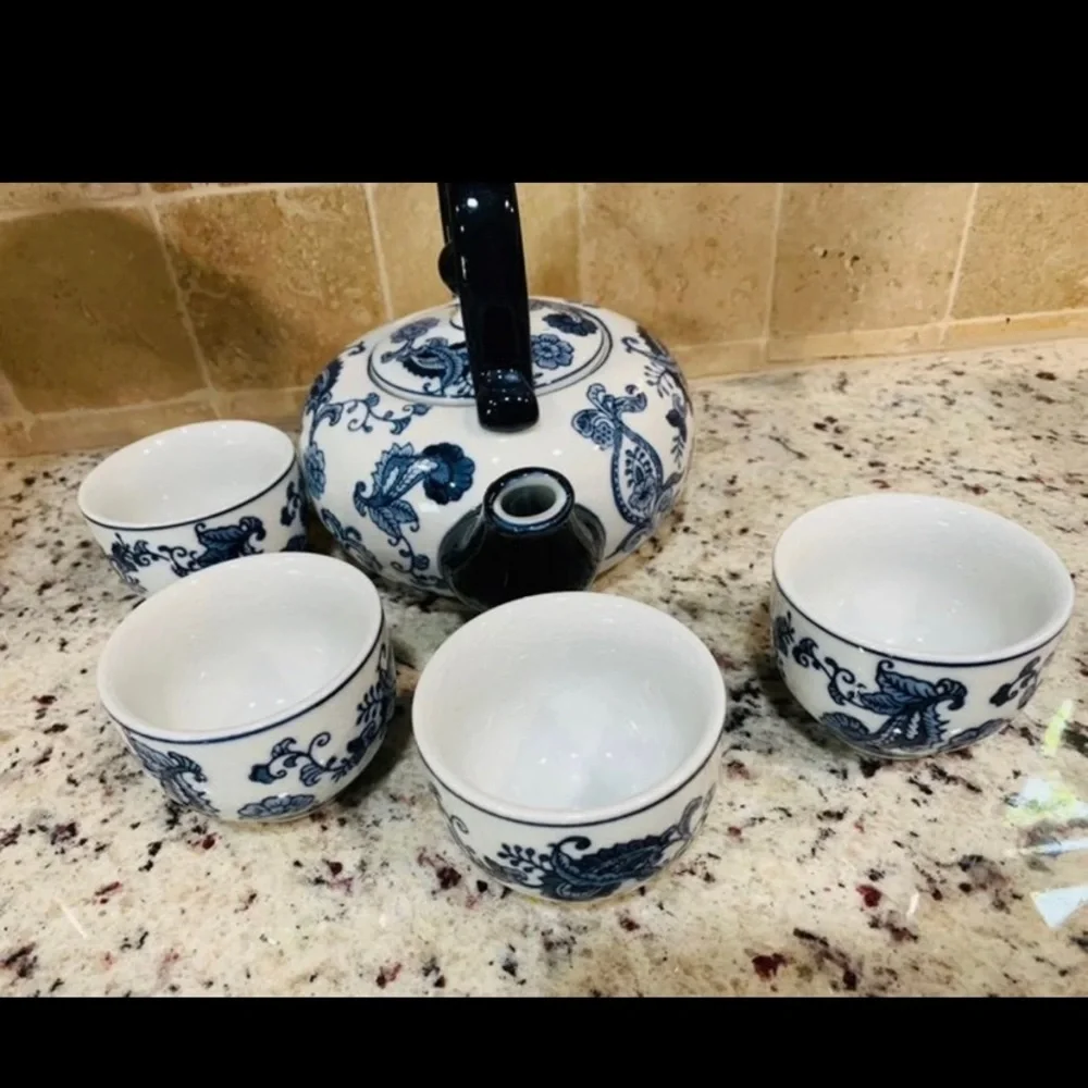 Pier 1 Tea Set