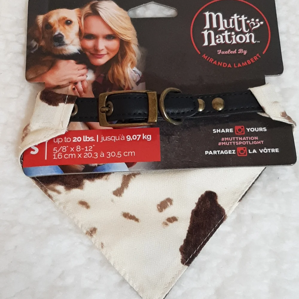 ‼️💰‼️NWOT Mutt Nation dog collar w/ fabric bandana