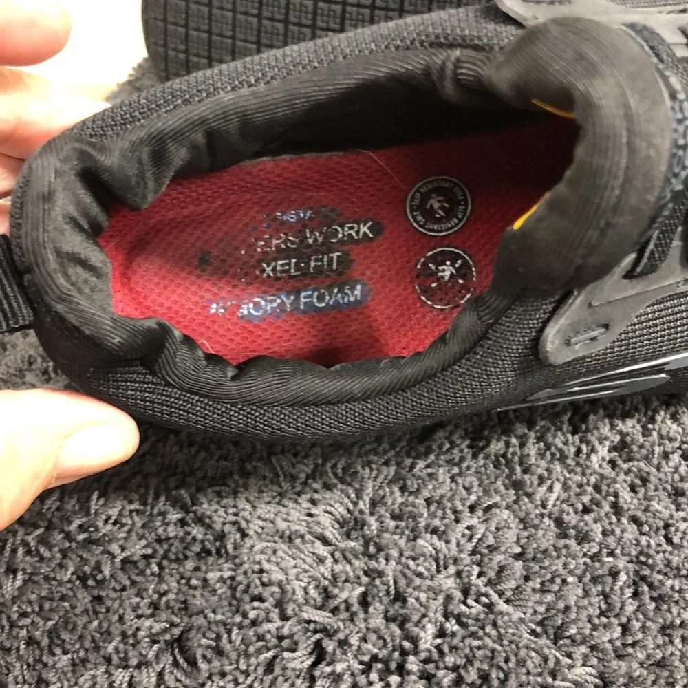Skechers black work