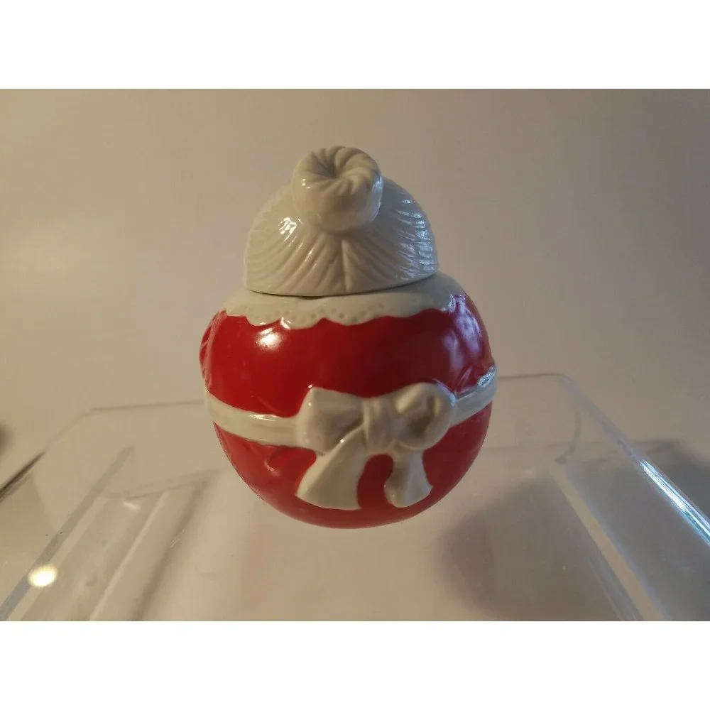 Avon pain claus