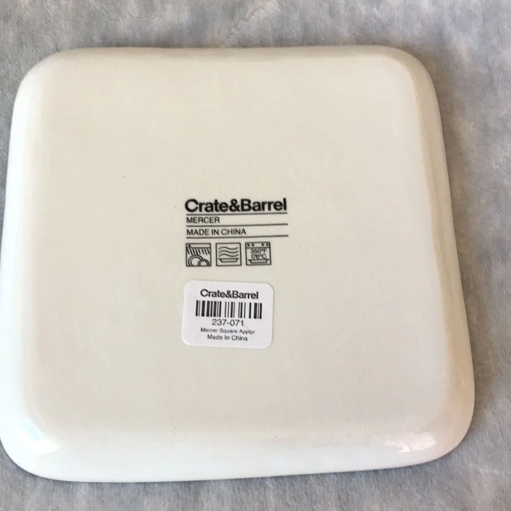 Crate & Barrel Square White Ceramic Soap or Trinkey Dish NWT5”x5”dishwasher safe