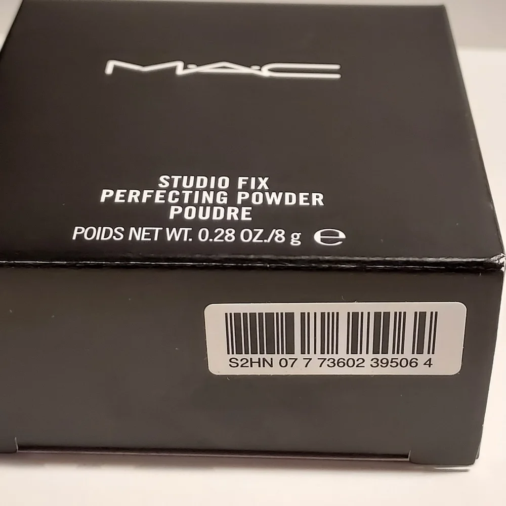 MAC Studio Fix Perfecting Powder *DARK*
