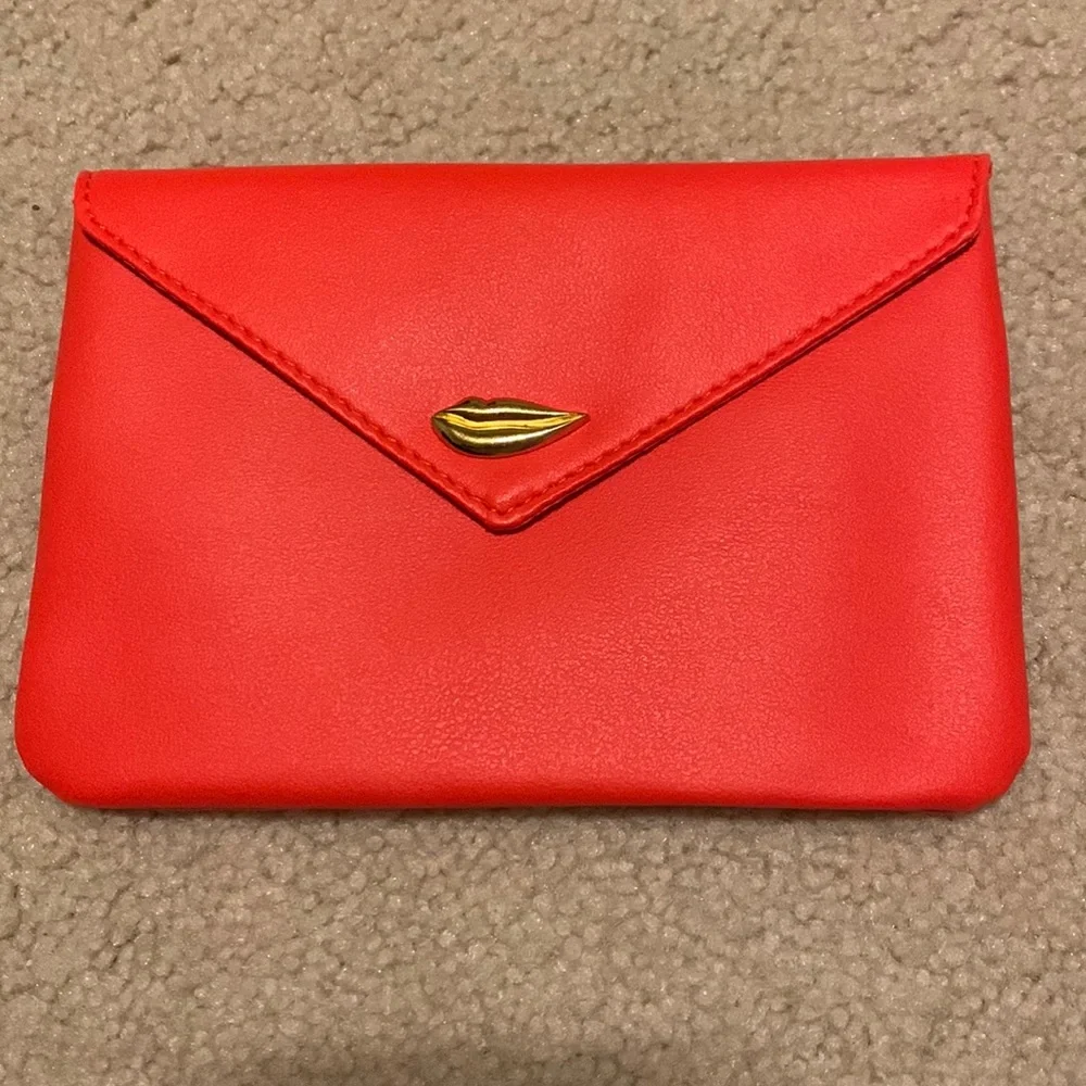 Ipsy makeup bag
