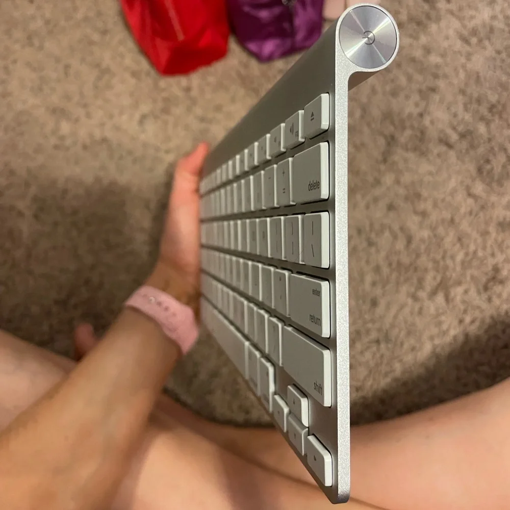 Apple gently used