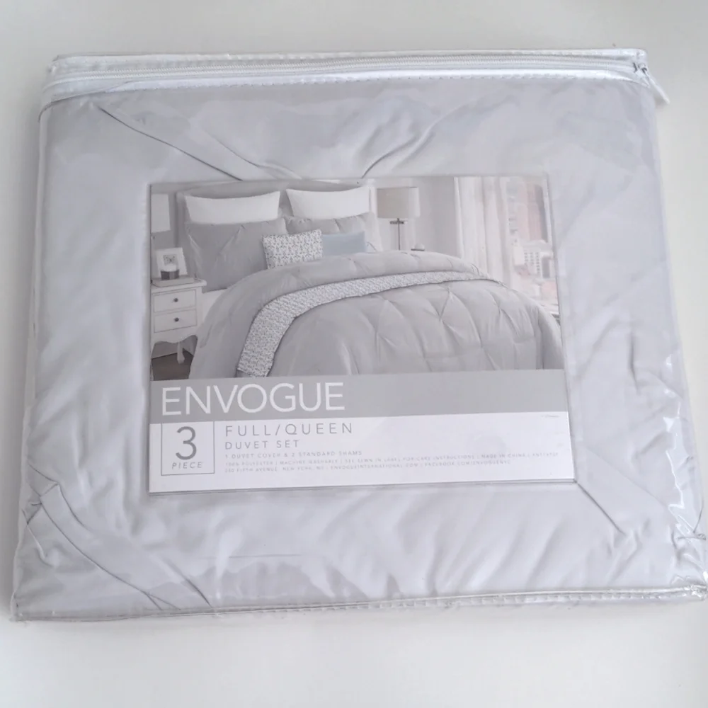 New Envogue Light Gray Pintuck Full / Queen Duvet Set