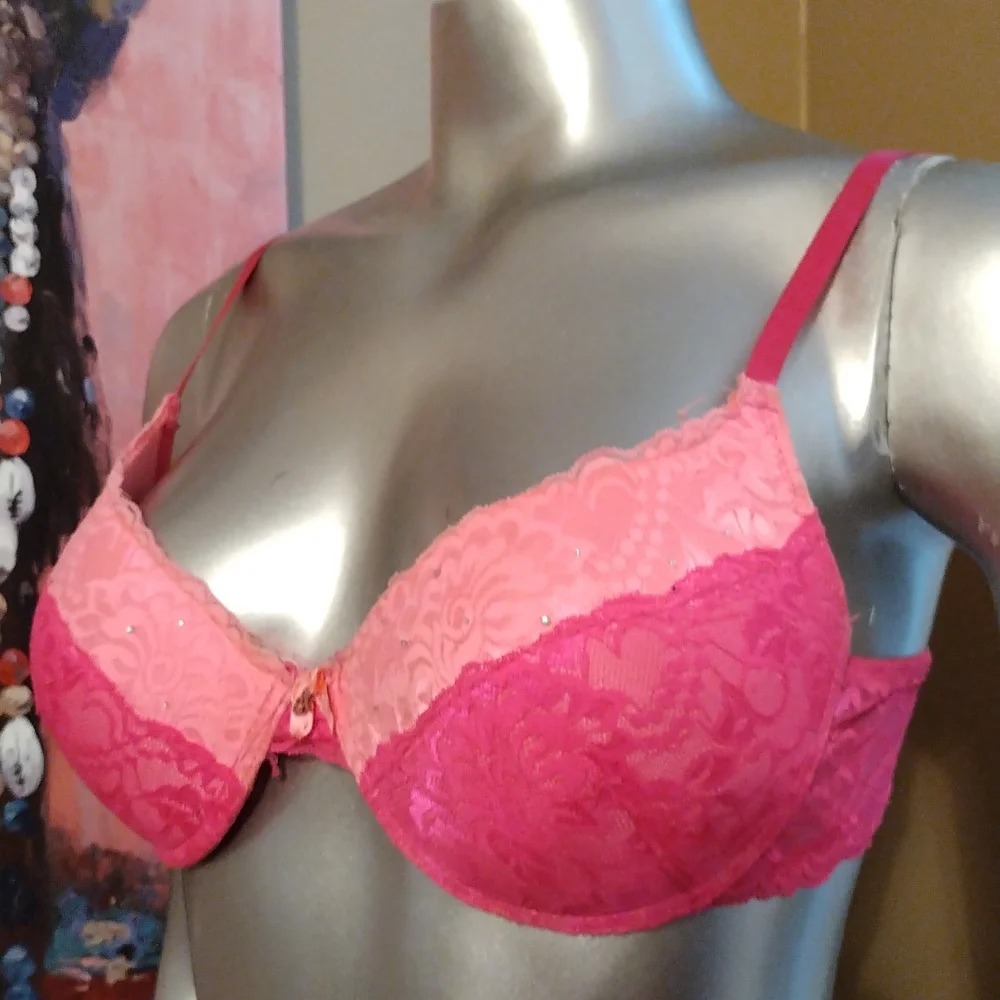 Xoxo 36C light pink dark bra lace intimates lingerie padded cupped rhinestones