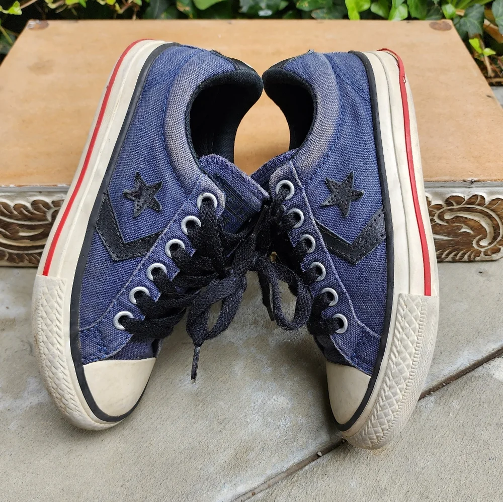 Converse these little
