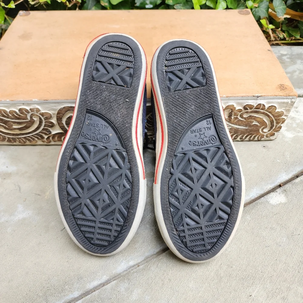 Converse these little