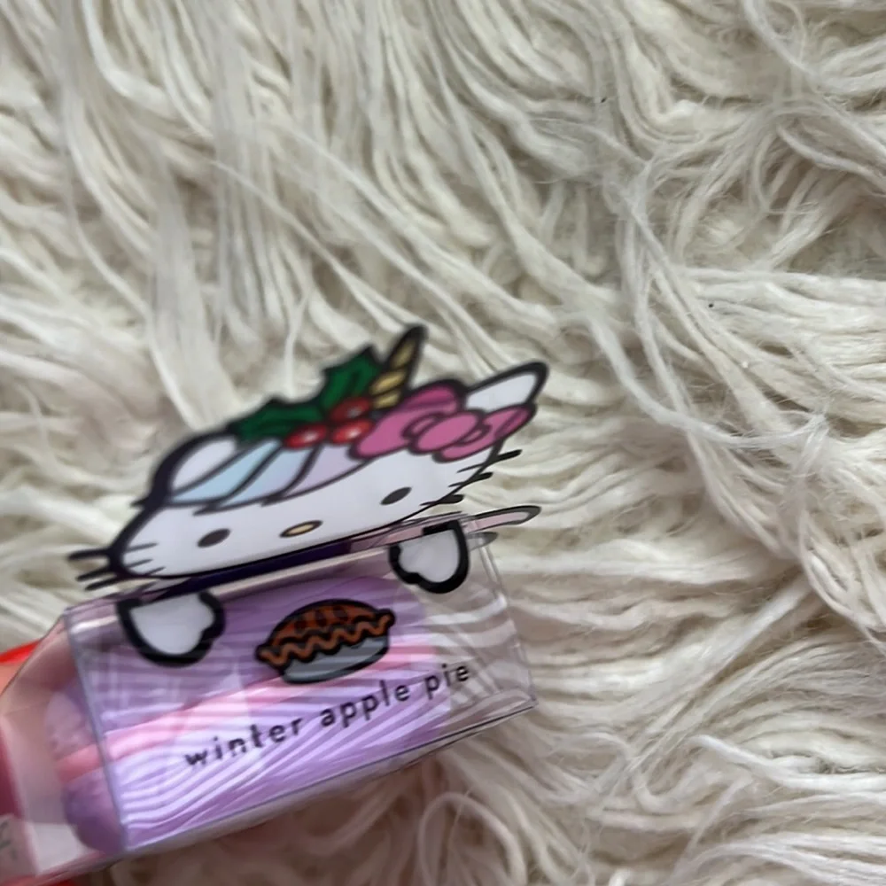 Hello Kitty creme shop