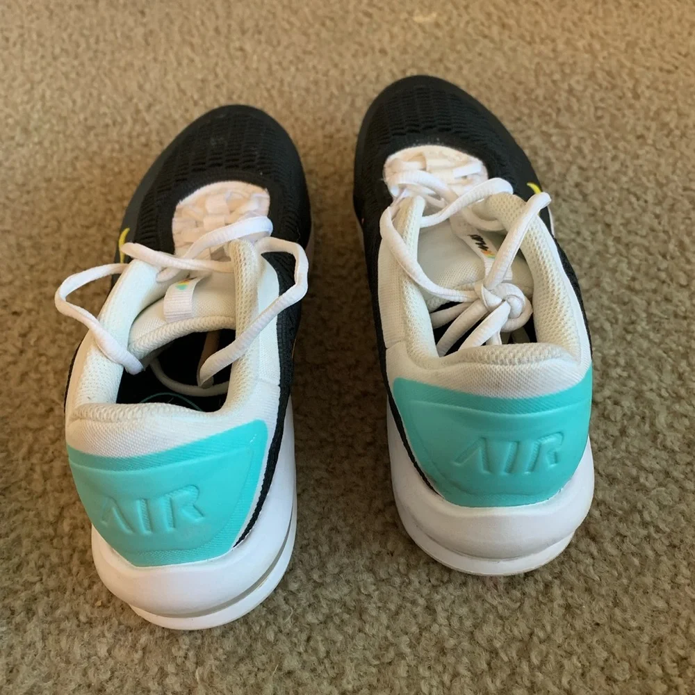 Nike gently used