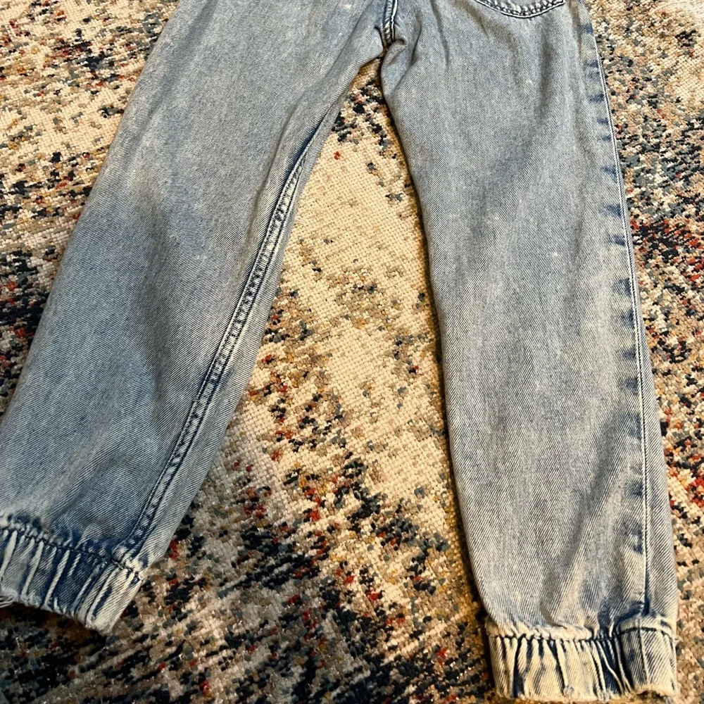 H&M pre owned