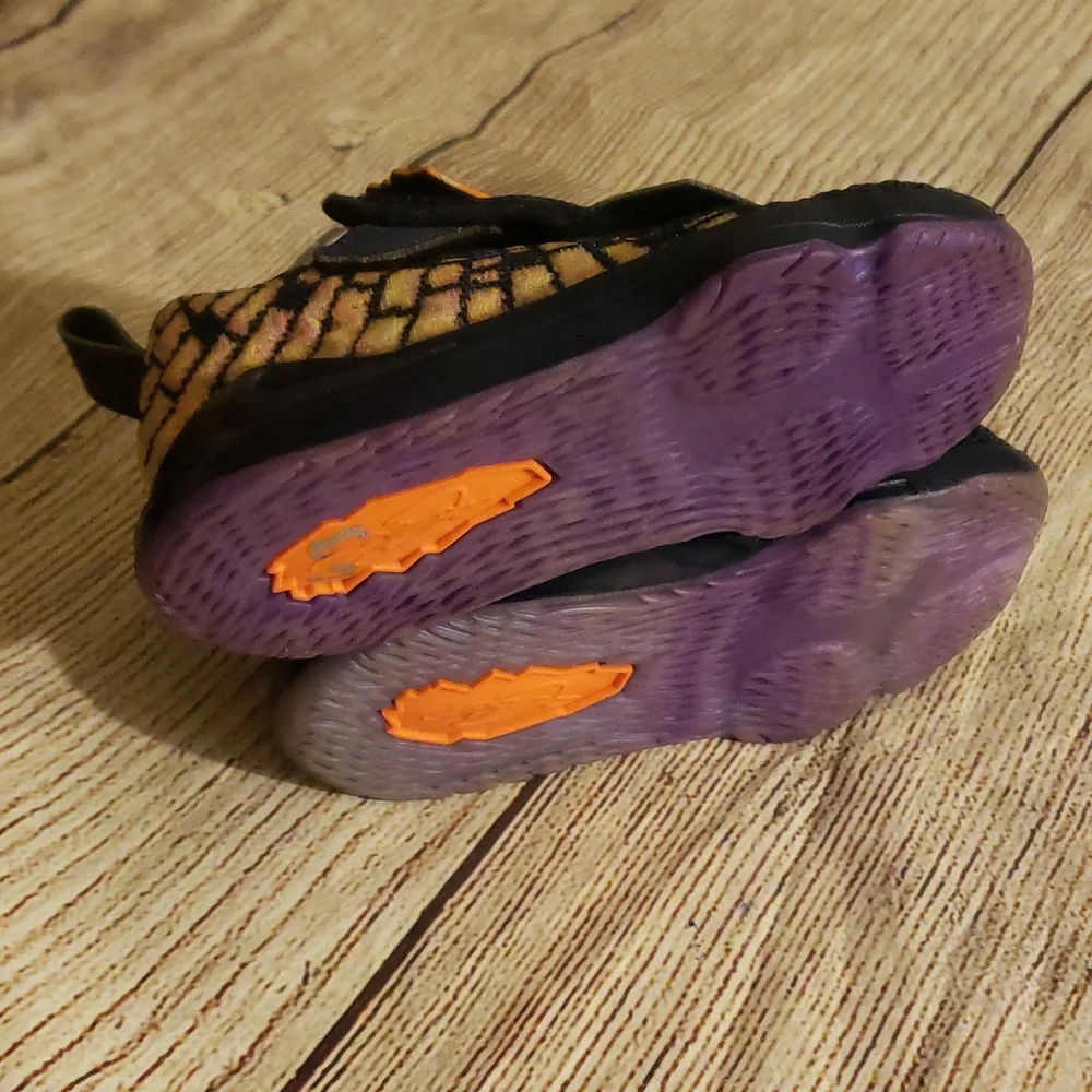 Nike monster james