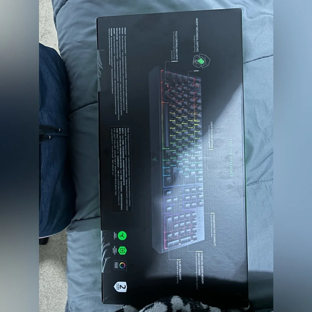 RAZER aGREEN SWITCHES TACTILE AND CLICKY