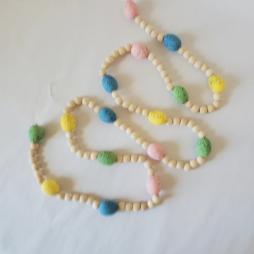 N/A egg garland