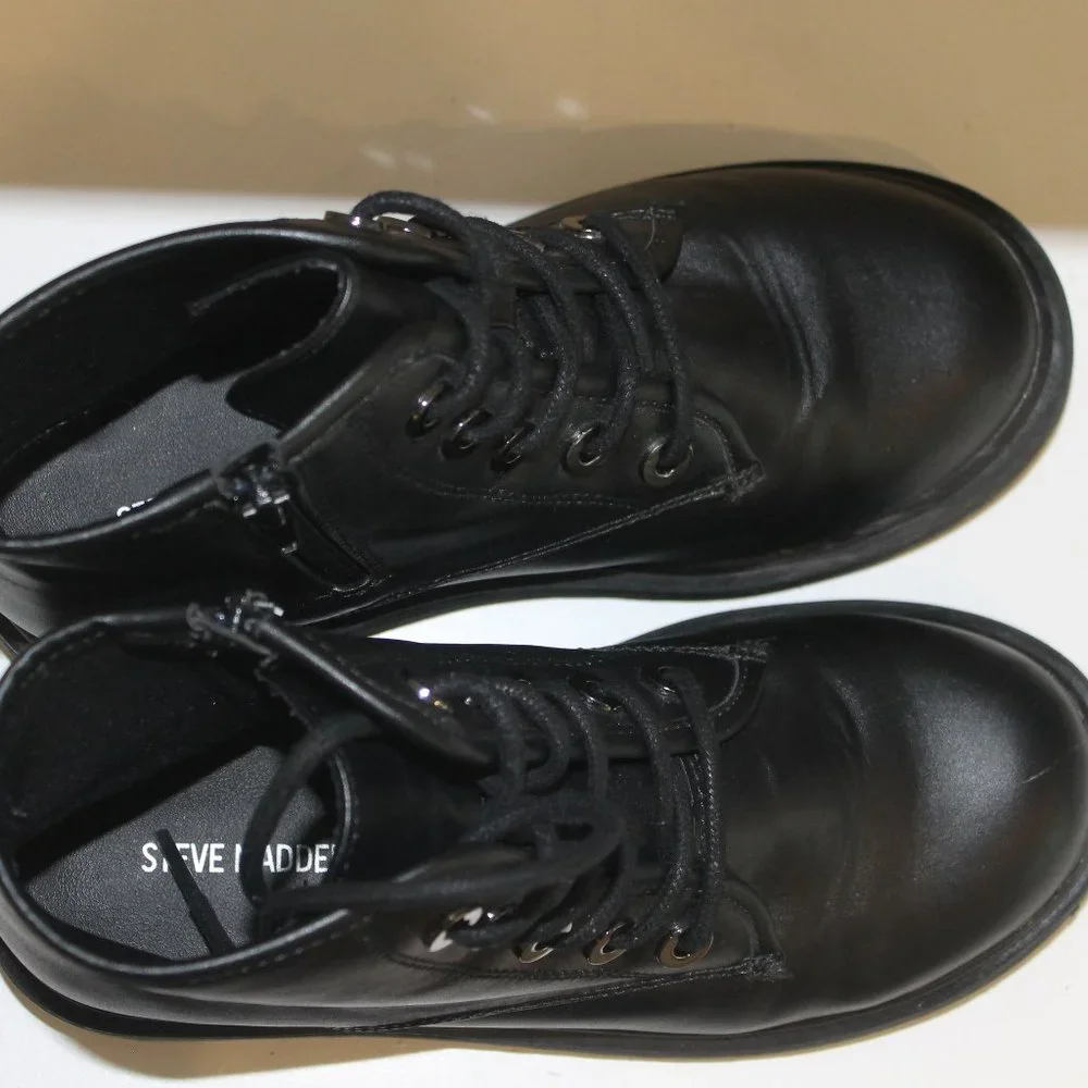Steve Madden steve madden