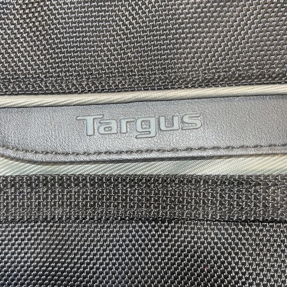Targus like new