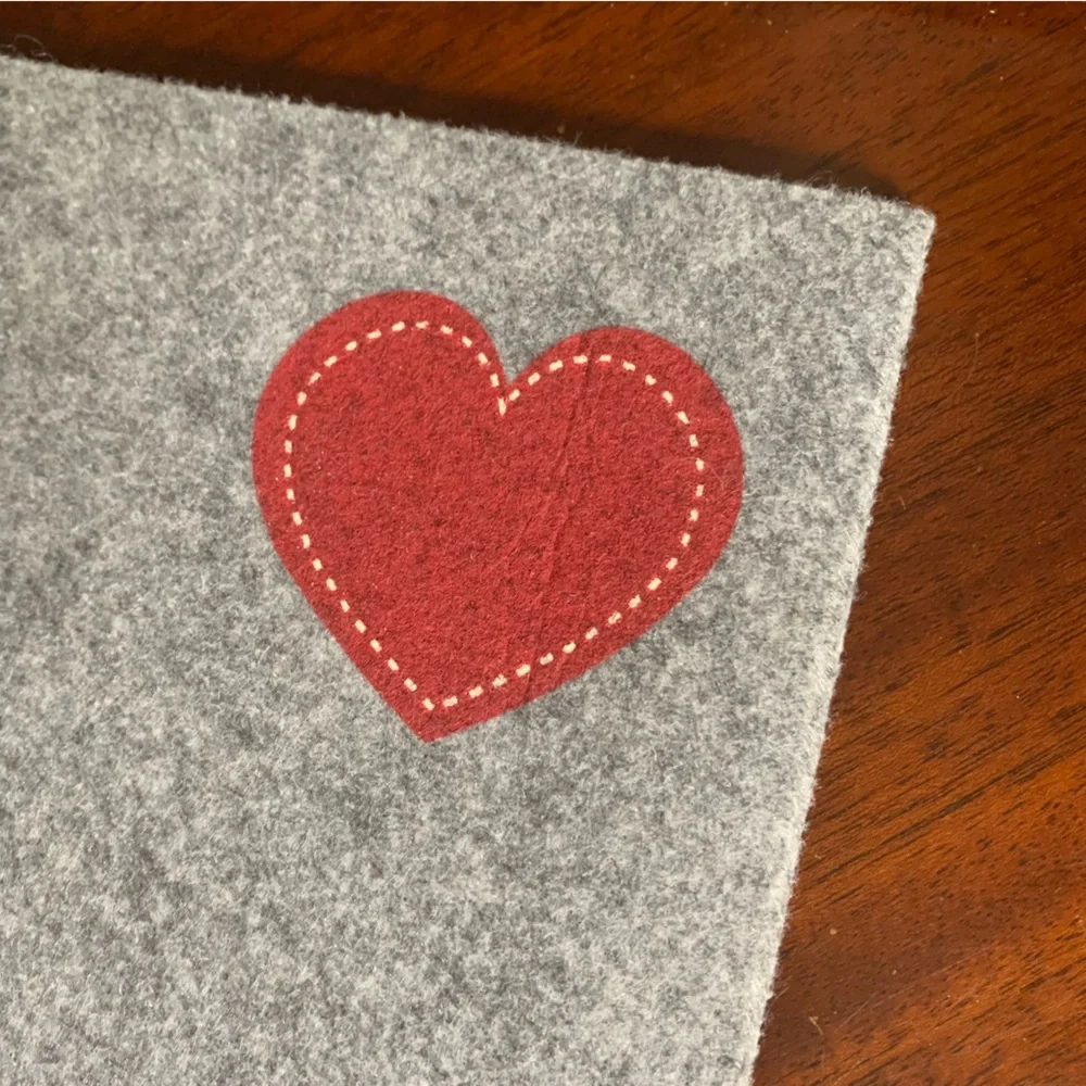 NWOT Material Felt Large Envelope with Heart Print