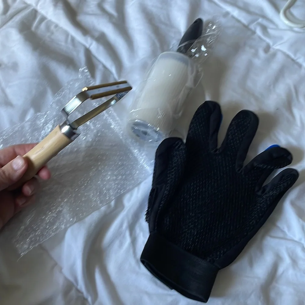 Pet grooming kit