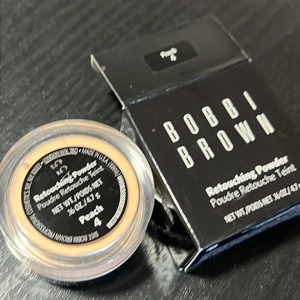 🌙💕Bobbi Brown Peach Retouching Powder